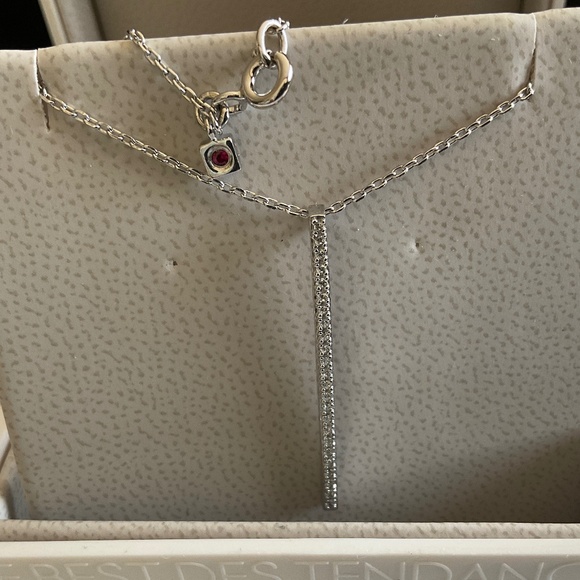 Elle silver and diamonds necklace - Picture 4 of 7